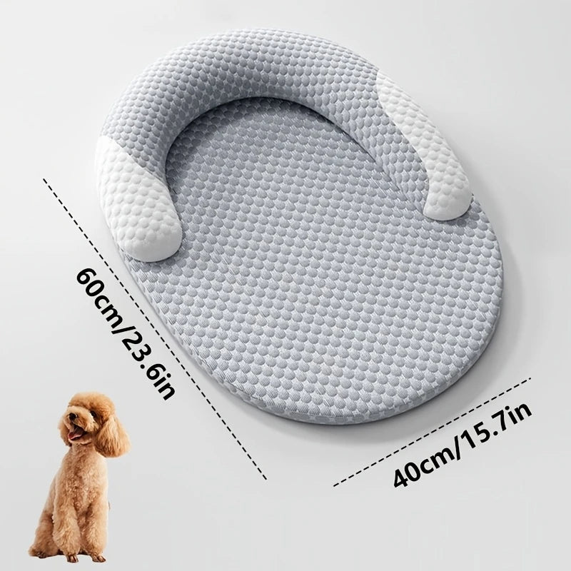 Cooling Ice-Silk Pet Bed size M shown with dimension measurements